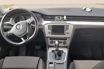 Volkswagen Passat, 1.4, 92 kW, petrol, automatic, front-wheel drive