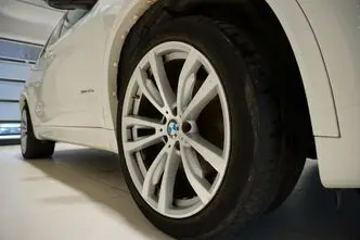 BMW X5, 2.0, 180 kW, hübriid, automaat, nelikvedu