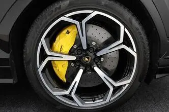 Lamborghini Urus, 4.0, 490 kW, bensiin, automaat, nelikvedu