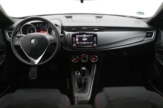 Alfa Romeo Giulietta, 1.4, 125 kW, bensiin, automaat, esivedu