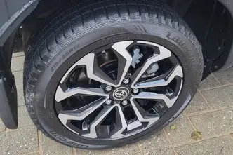 Toyota Yaris Cross, 1.5, 68 kW, hübriid, automaat, esivedu