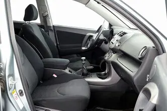 Toyota RAV4, 2.2, 100 kW, diisel, manuaal, nelikvedu