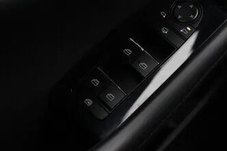 Mazda 3, 2.0, 90 kW, hybrid, automatic, front-wheel drive