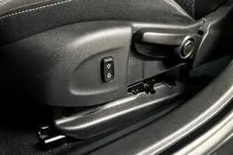 Opel Insignia, 1.5, 103 kW, bensiin, manuaal, esivedu