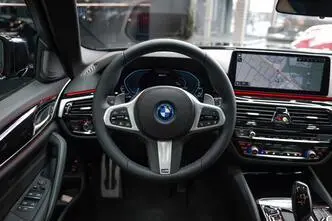 BMW 530, 2.0, 135 kW, uzlādējams hibrīds, automātiskā, pilnpiedziņa