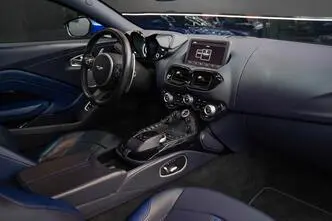 Aston Martin Vantage, 4.0, 375 kW, petrol, automatic, rear-wheel drive