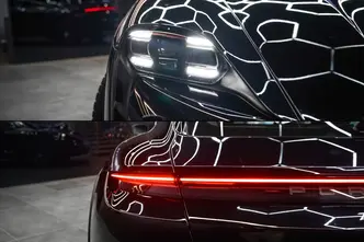 Porsche Taycan, 140 kW, electric, automatic, four-wheel drive