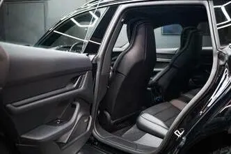 Porsche Taycan, 140 kW, electric, automatic, four-wheel drive