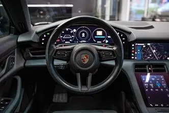 Porsche Taycan, 140 kW, electric, automatic, four-wheel drive