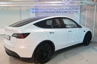 Tesla Model Y, 153 kW, elekter, automaat, nelikvedu