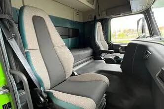 Volvo FM, 10.8, 278 kW, diesel, automatic, rear-wheel drive