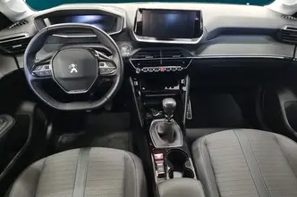 Peugeot 208, 1.2, 74 kW, petrol, manual, front-wheel drive