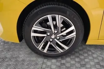 Peugeot 208, 1.2, 74 kW, petrol, manual, front-wheel drive