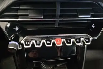 Peugeot 208, 1.2, 74 kW, petrol, manual, front-wheel drive