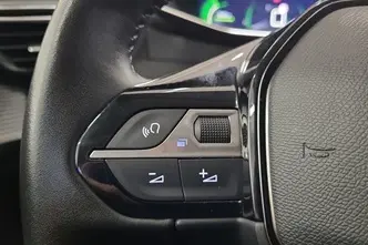 Peugeot 208, 1.2, 74 kW, petrol, manual, front-wheel drive