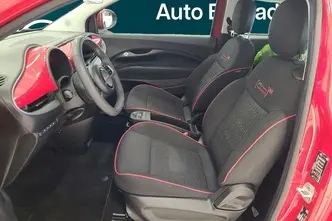 Fiat 500e, 87 kW, electric, automatic, front-wheel drive