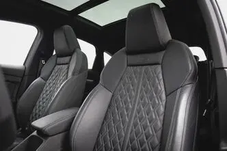 Audi Q4 e-tron, 70 kW, electric, automatic, rear-wheel drive