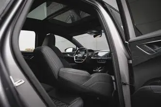 Audi Q4 e-tron, 70 kW, electric, automatic, rear-wheel drive