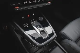 Audi Q4 e-tron, 70 kW, electric, automatic, rear-wheel drive