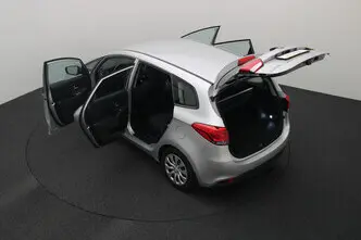 Kia Carens, 1.6, 99 kW, bensiin, manuaal, esivedu