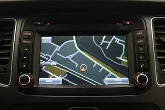 Kia Carens, 1.6, 99 kW, bensiin, manuaal, esivedu