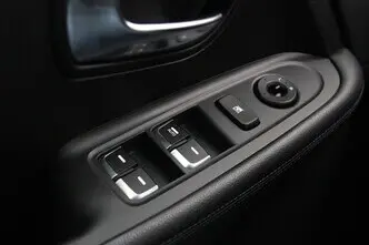 Kia Carens, 1.6, 99 kW, bensiin, manuaal, esivedu