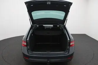 Škoda Superb, 1.6, 88 kW, diisel, automaat, esivedu