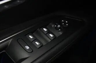 Peugeot 3008, 1.6, 88 kW, diisel, automaat, esivedu