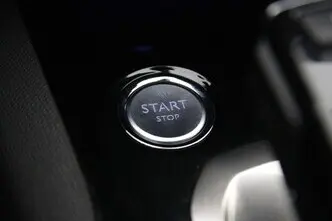 Peugeot 3008, 1.6, 88 kW, diisel, automaat, esivedu