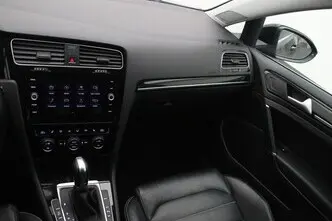 Volkswagen Golf, 1.5, 110 kW, petrol, automatic, front-wheel drive