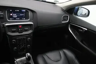 Volvo V40, 2.0, 88 kW, diisel, manuaal, esivedu