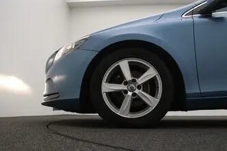 Volvo V40, 2.0, 88 kW, diisel, manuaal, esivedu