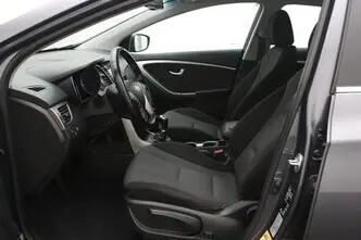 Hyundai i30, 1.6, 99 kW, bensiin, manuaal, esivedu