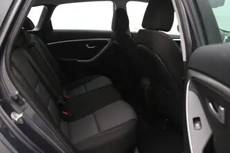 Hyundai i30, 1.6, 99 kW, bensiin, manuaal, esivedu