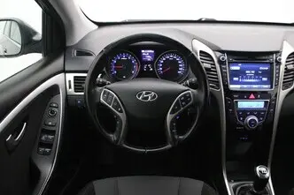 Hyundai i30, 1.6, 99 kW, bensiin, manuaal, esivedu