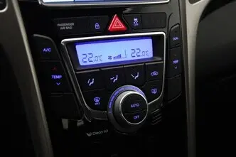 Hyundai i30, 1.6, 99 kW, bensiin, manuaal, esivedu