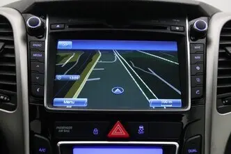 Hyundai i30, 1.6, 99 kW, bensiin, manuaal, esivedu