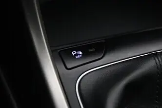 Hyundai i30, 1.6, 99 kW, bensiin, manuaal, esivedu