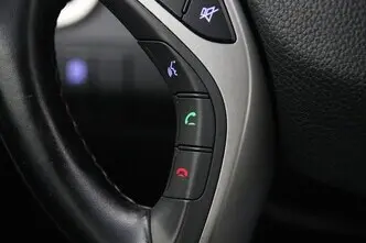 Hyundai i30, 1.6, 99 kW, bensiin, manuaal, esivedu