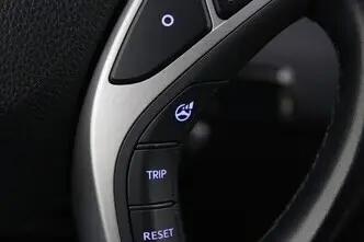 Hyundai i30, 1.6, 99 kW, bensiin, manuaal, esivedu