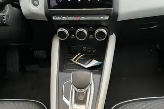 Renault Captur, 1.3, 96 kW, bensiin, automaat, esivedu