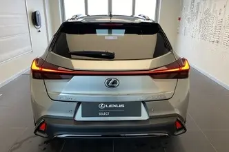 Lexus UX 300, 2.0, 112 kW, hübriid, automaat, nelikvedu
