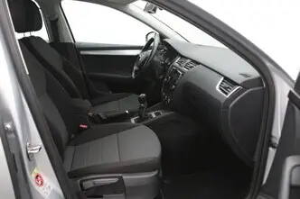 Škoda Octavia, 1.2, 77 kW, bensiin, manuaal, esivedu