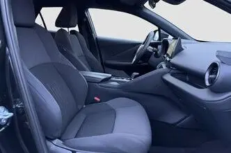 Toyota C-HR, 1.8, 72 kW, hübriid, automaat, esivedu