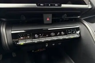 Toyota C-HR, 1.8, 72 kW, hübriid, automaat, esivedu