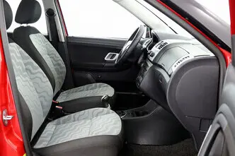 Škoda Fabia, 1.2, 51 kW, бензин, механическая, передний привод