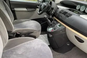 Citroën C8, 2.0, 100 kW, petrol, manual, front-wheel drive