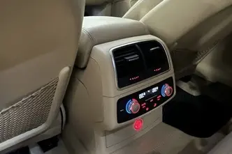 Audi A6, 2.8, 150 kW, petrol, automatic, four-wheel drive