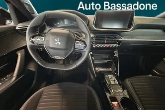 Peugeot 2008, elekter, automaat, esivedu