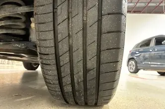 Renault Captur, 1.6, 117 kW, pistikhübriid, automaat, esivedu